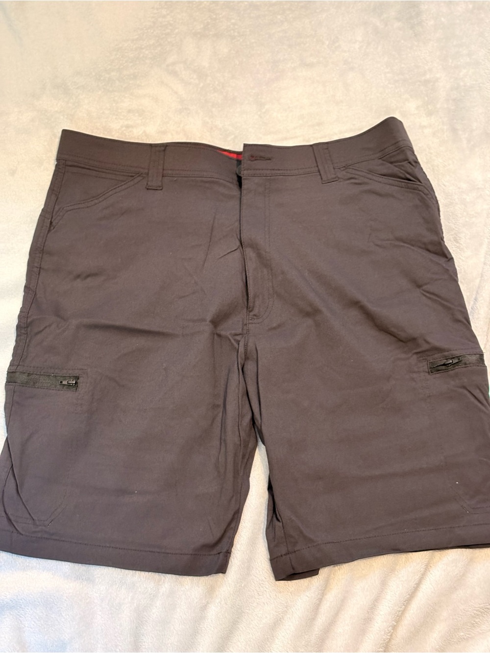 Wrangler Men's Dark Gray Cargo Shorts